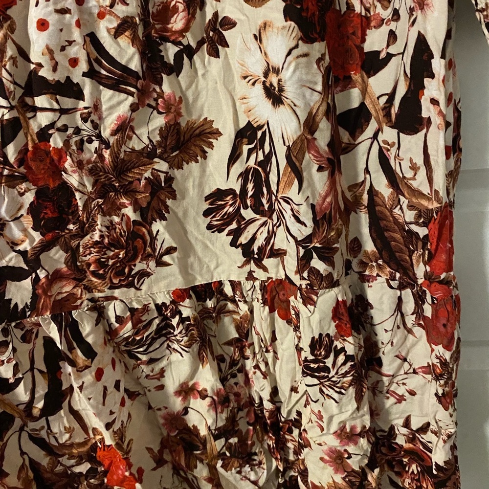 NEVER WORN. Floral Print Women's Dress - Red and Cream - Picture 7 of 8